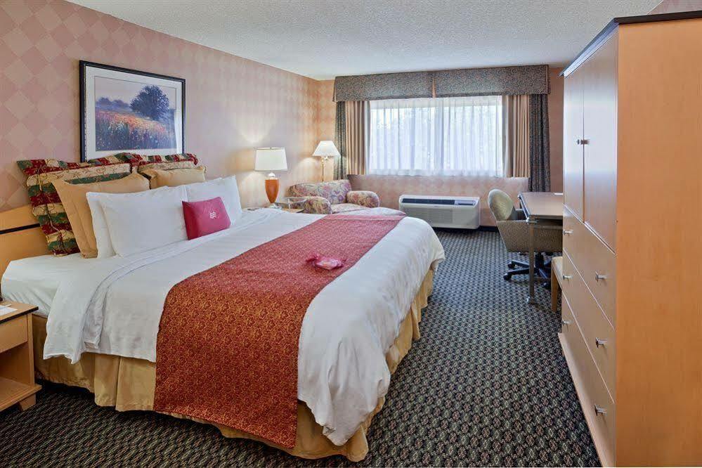 Crowne Plaza Silicon Valley North - Union City By Ihg Exterior foto